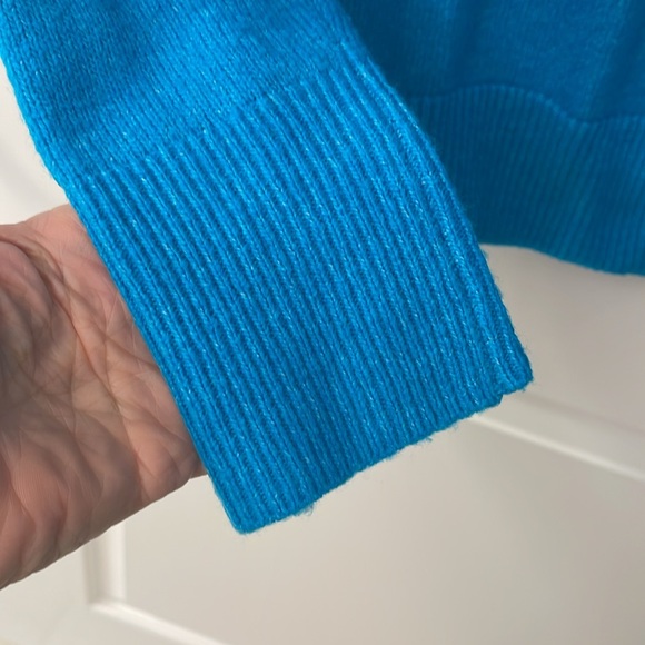 VINCE CAMUTO V Neck Sweater/Pull Over/ Turquoise/ long Sleeve - Picture 7 of 10